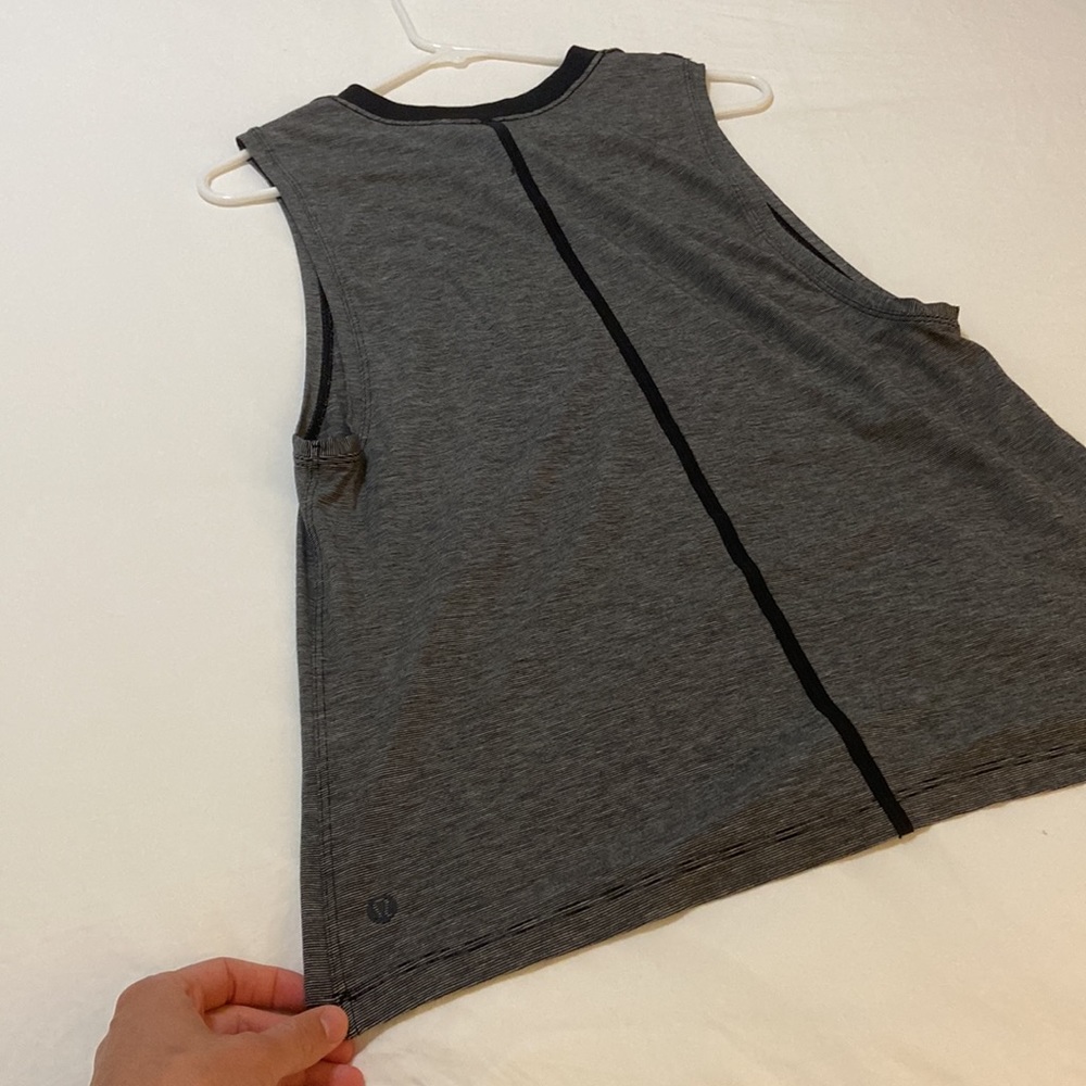 Lululemon Top - Picture 4 of 4